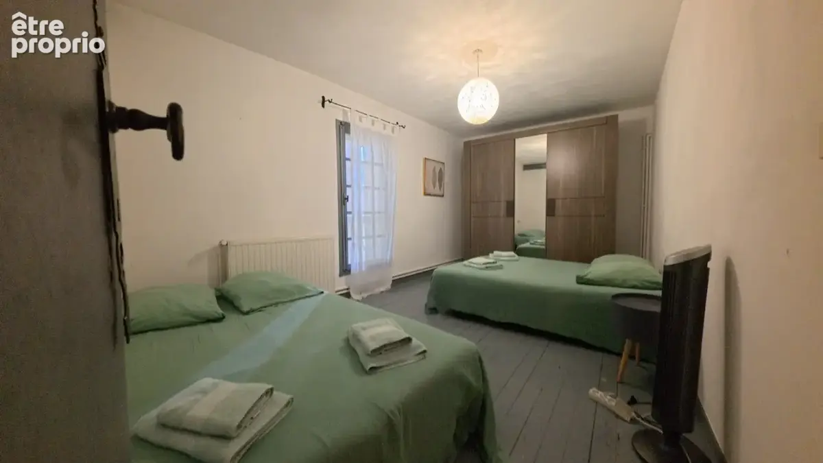 BEAUCAIRE Mas 6 pièces 186 m2 - 5 chambres - 3 SDB - photo 15
