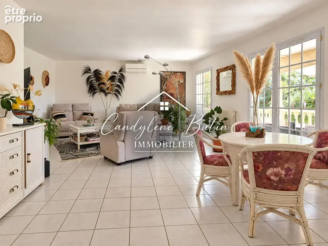 Villa 4 faces de plain-pied de131 m² ,4 chambres et piscine - photo 5