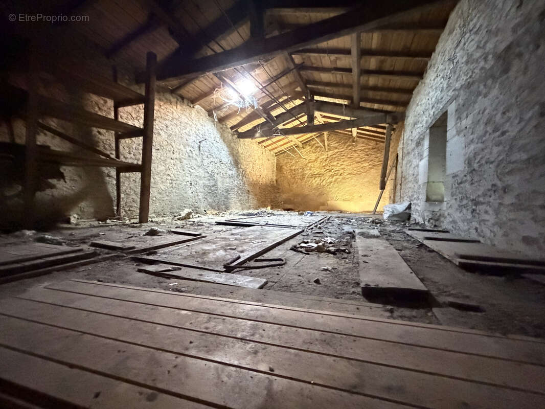 Maison à TONNAY-CHARENTE