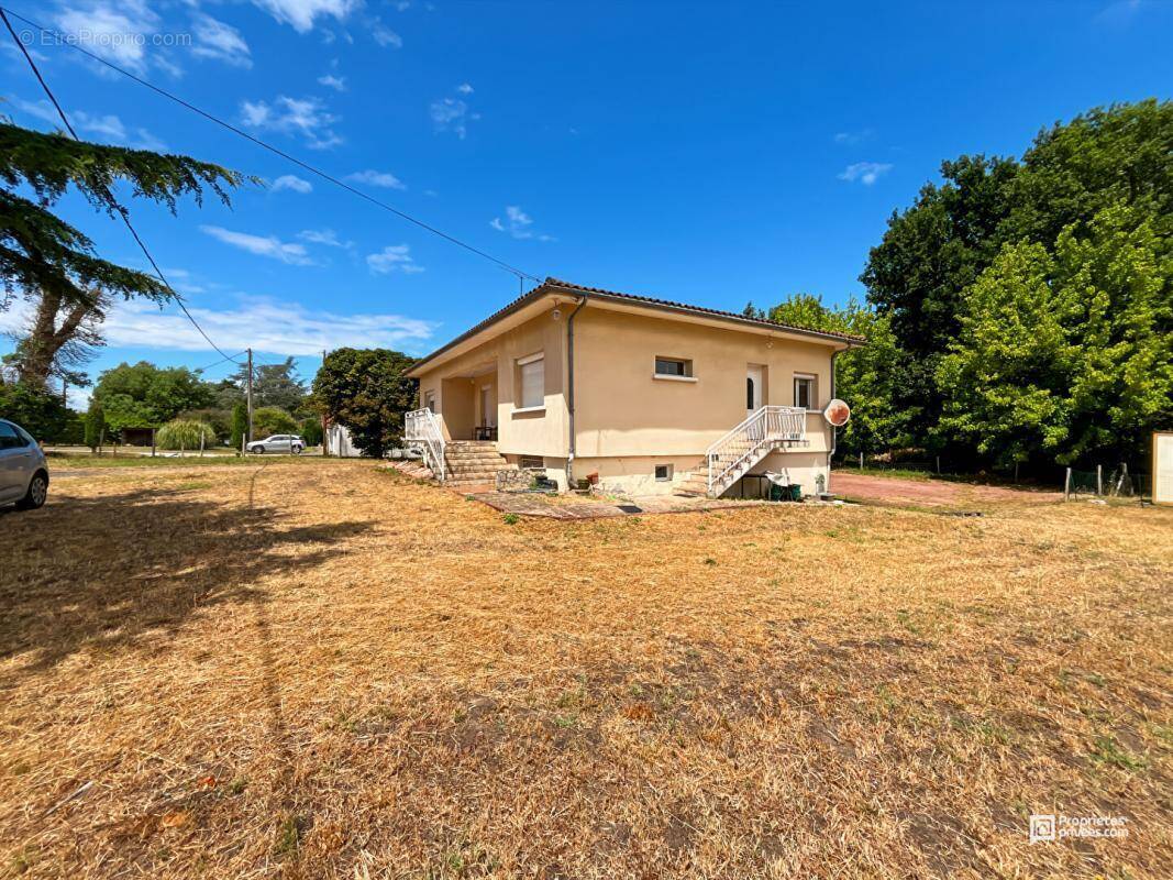 Maison à SAINT-ANDRE-DE-CUBZAC