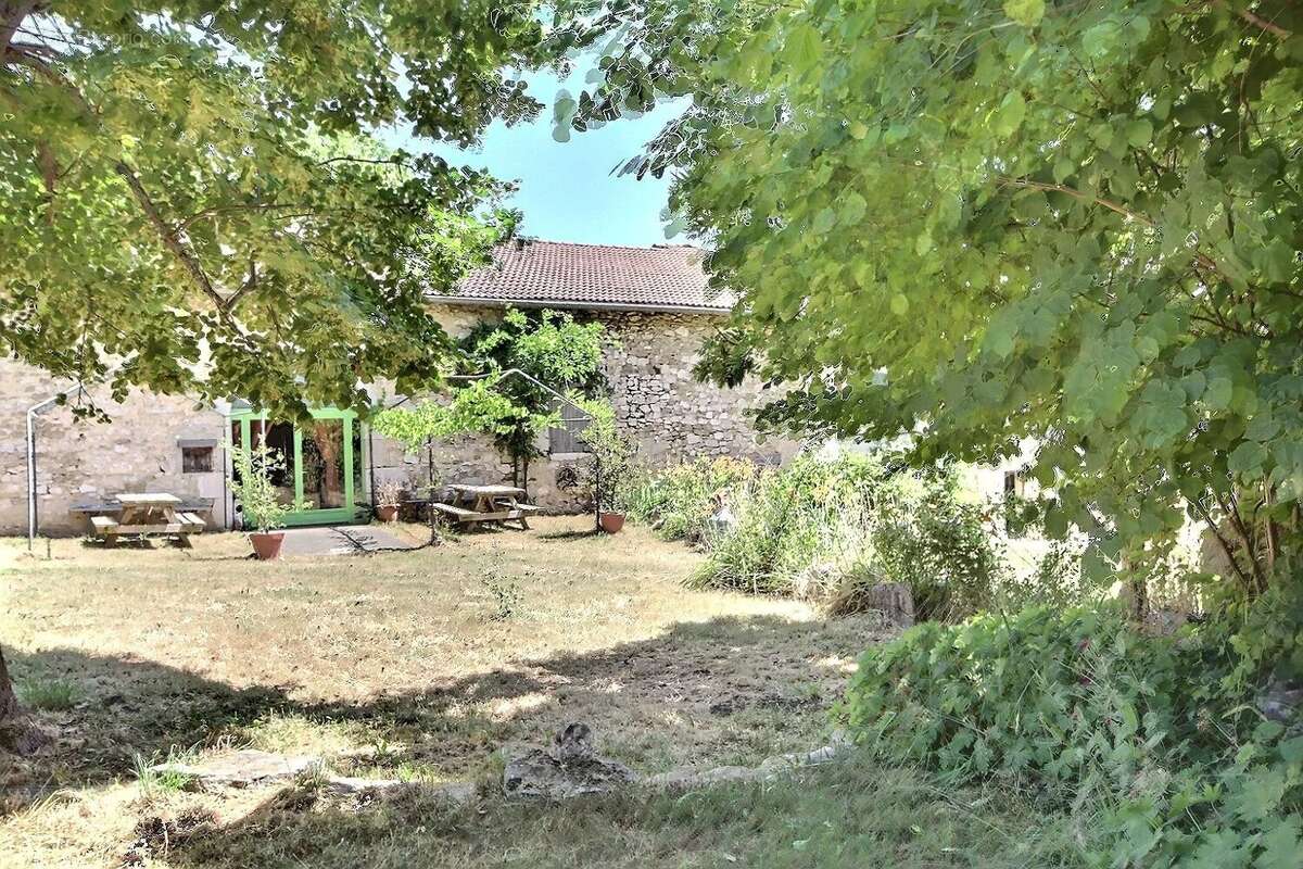 Maison à PRESLES