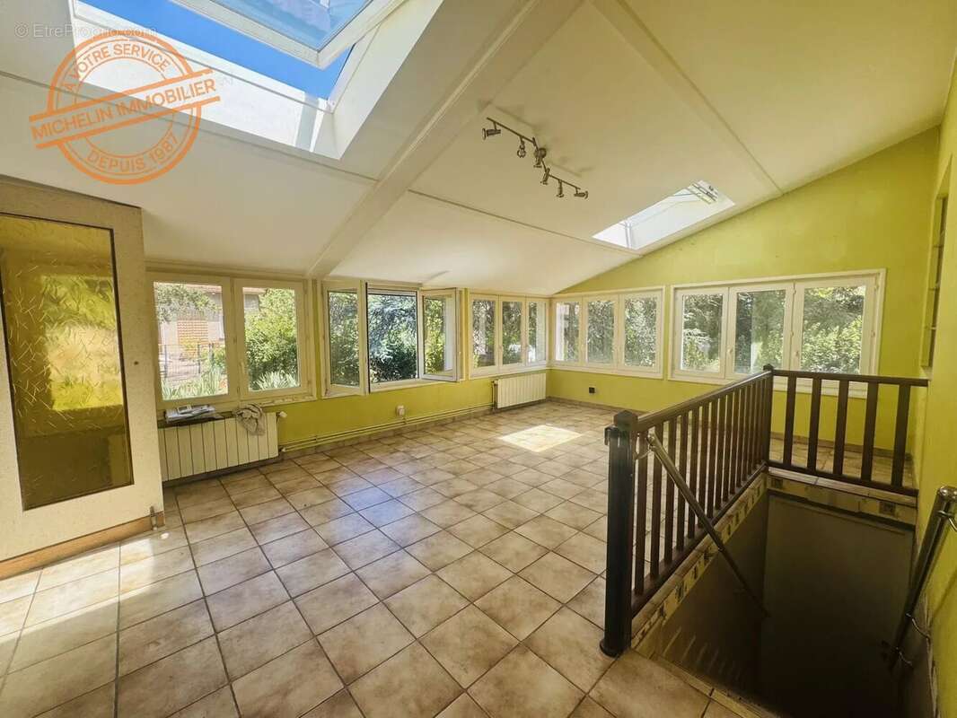 RARE – Maison à vendre dans Lyon 9 – À deux pas de Vaise - photo 2