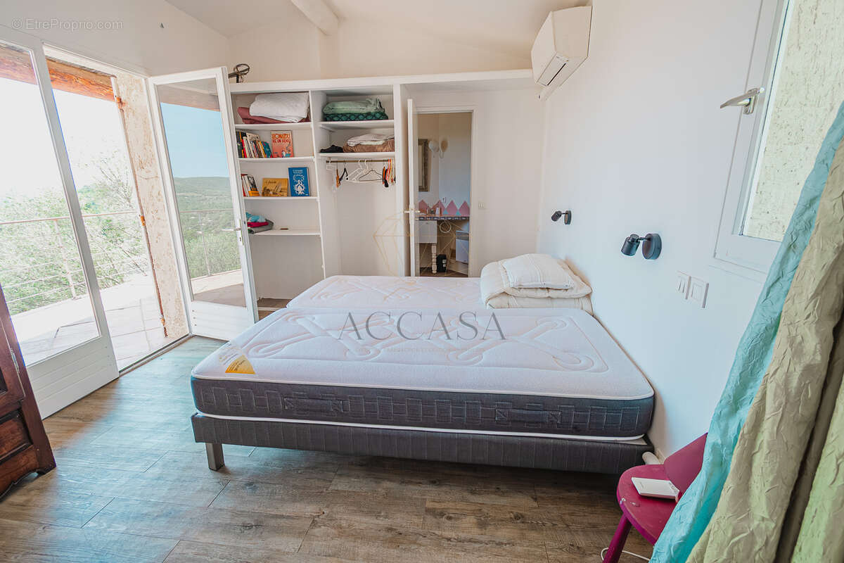 Maison vue mer à Lecci sur terrain de 1100 m2 au calme sans vis-à-vis - photo 21