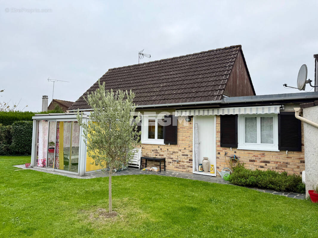 Maison à OZOIR-LA-FERRIERE