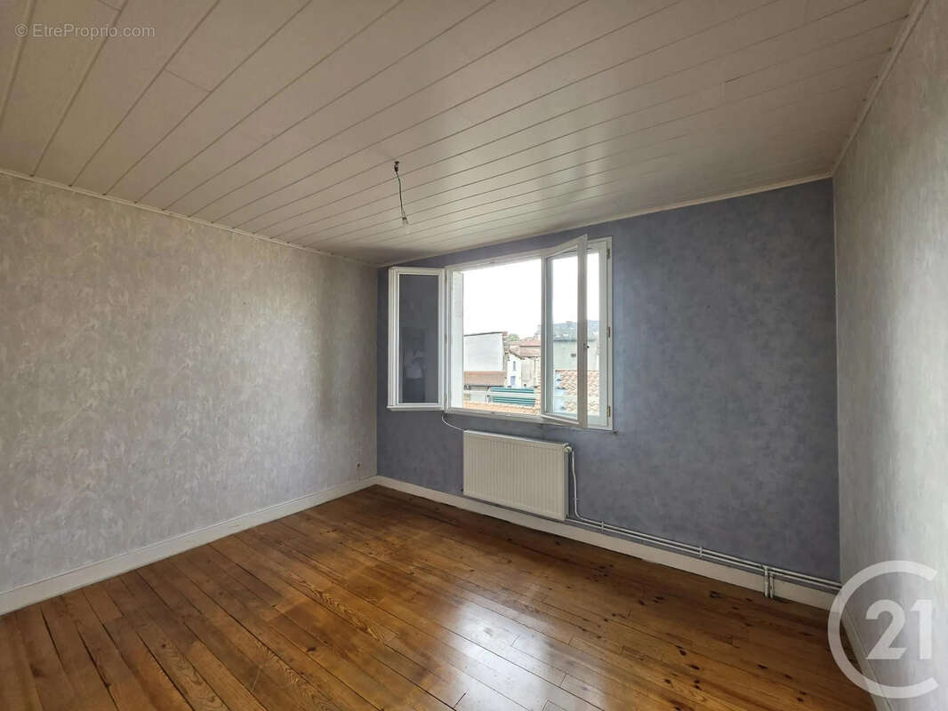 Maison 69 m² à Brioude  - photo 7