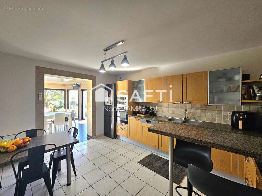 Photo 6 - Maison à SAINT-AVE