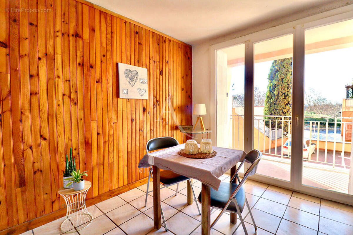 Appartement climatisé avec terrasse cave et ascenseur proche centre ville - photo 5