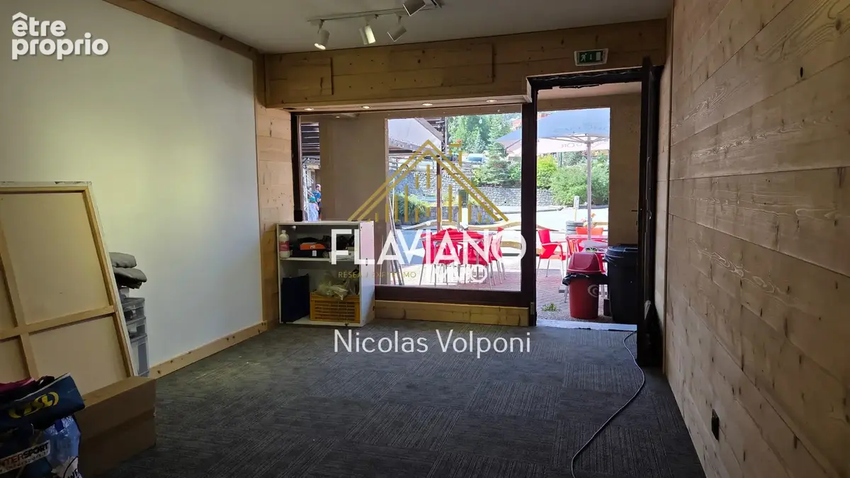 Local commercial 45 m2 Sauze - photo 2