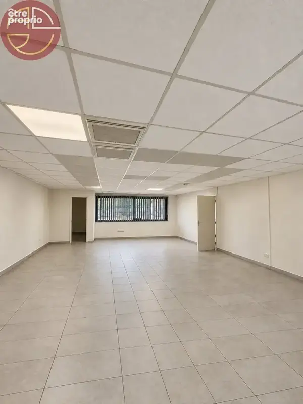 Commerce 1 620 m² à vendre à Narbonne (11100) - photo 6