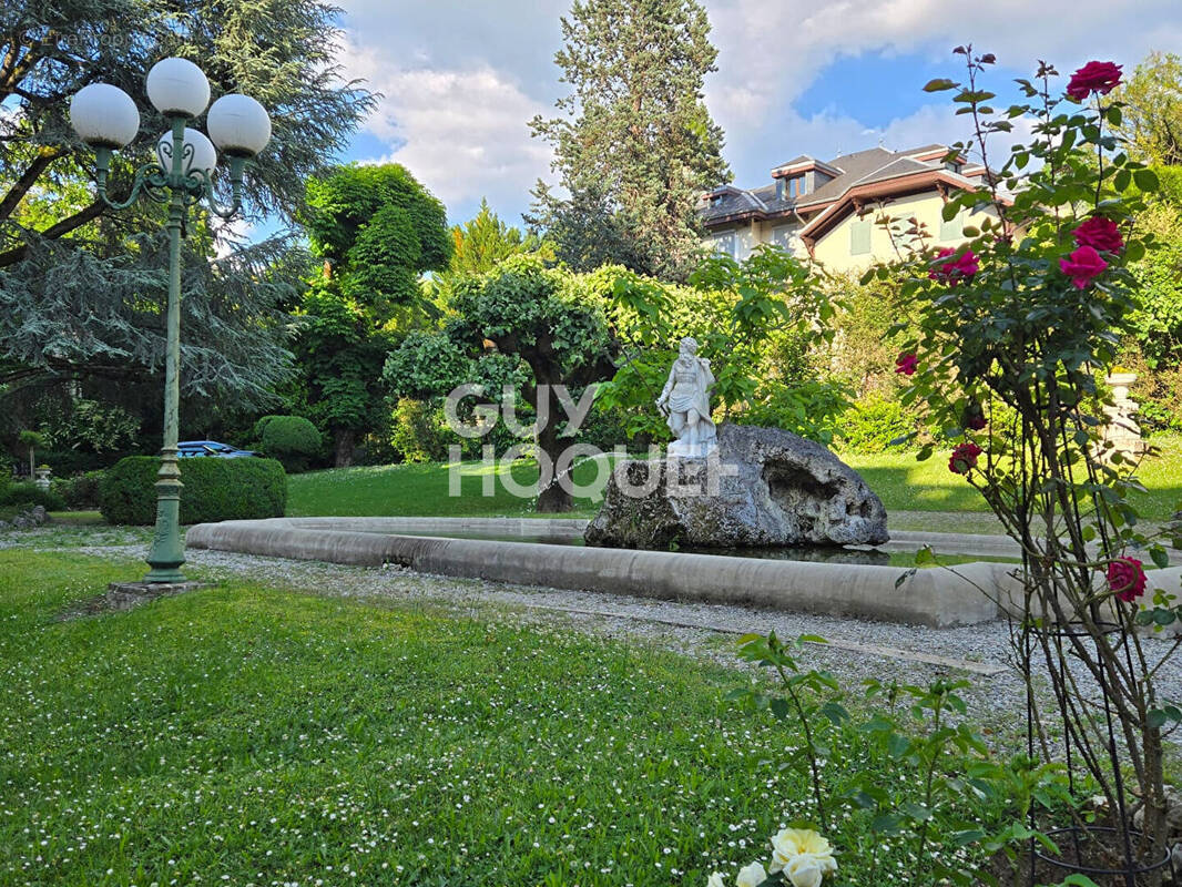 Appartement à AIX-LES-BAINS