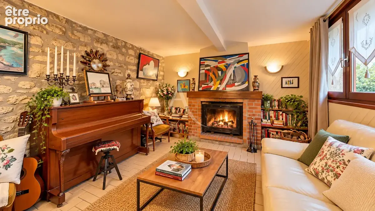 Appartement triplex atypique rare et plein de charme. - photo 2