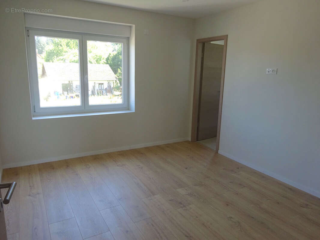 Appartement  5 pièce(s) 140 m2 - photo 4