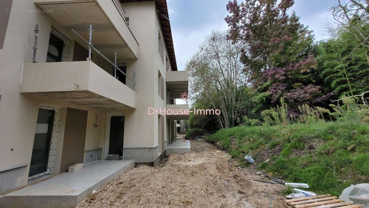 Appartement à LE TAILLAN-MEDOC