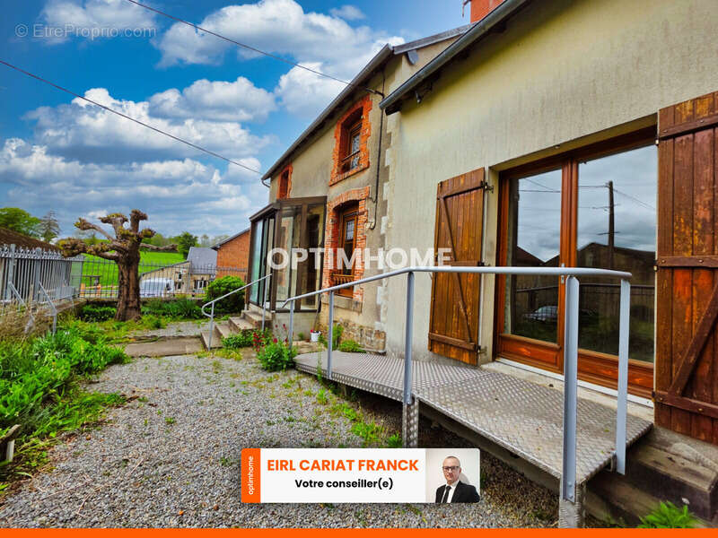 Maison à SAINT-AGNANT-DE-VERSILLAT