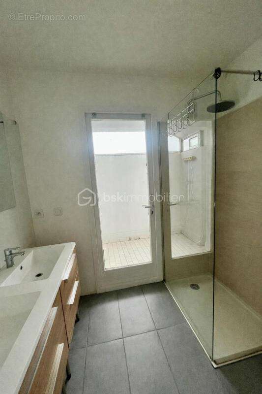 Appartement T3 lumineux - climatisé - 2 loggias  – Garage & cave – Perpignan - photo 4