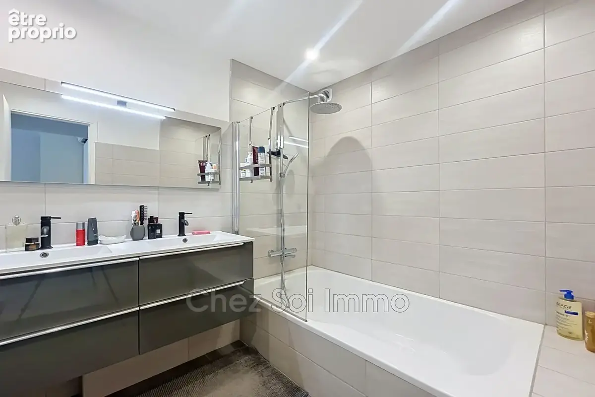 Appartement 3 pièces 73 m² à vendre à Saint-Laurent-Du-Var (06700) - photo 6