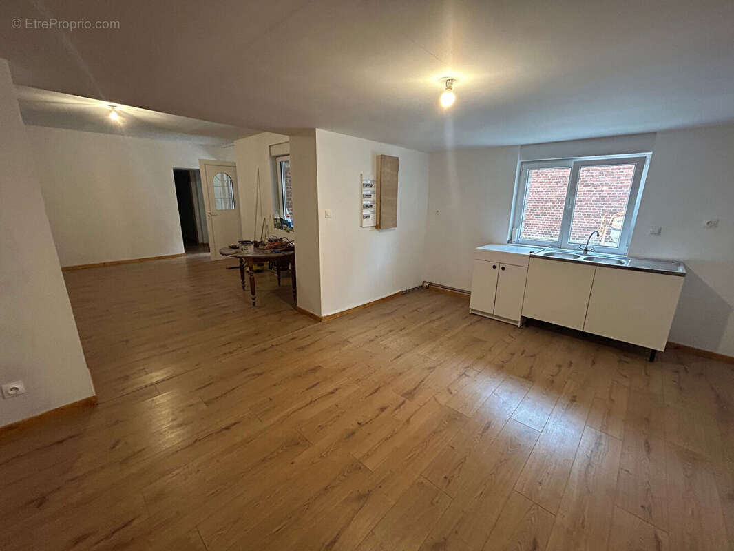 EXCLUSIVITE Maison renovée avec dépendances - photo 5