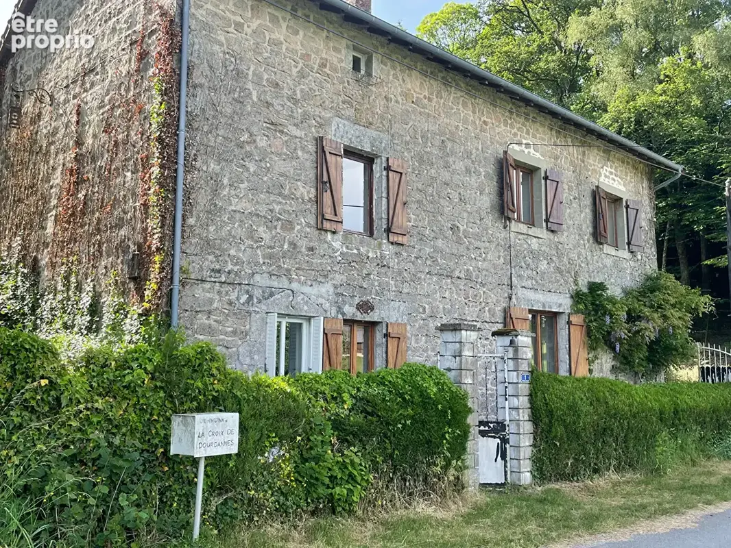 Maison à AURIAT