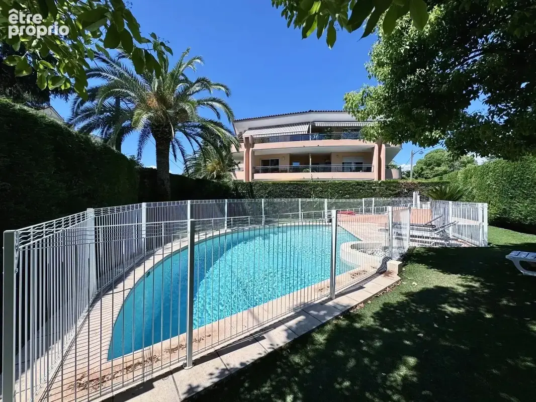 CANNES - 2 Pièces- Terrasse - Piscine - Parking - photo 4