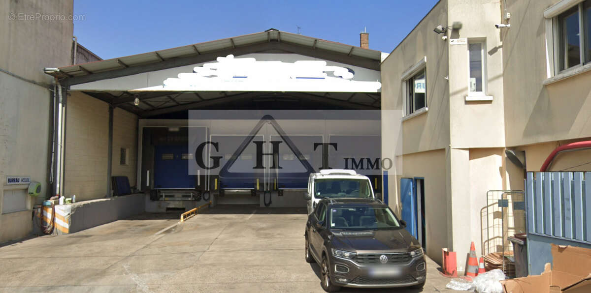 Commerce à MONTREUIL