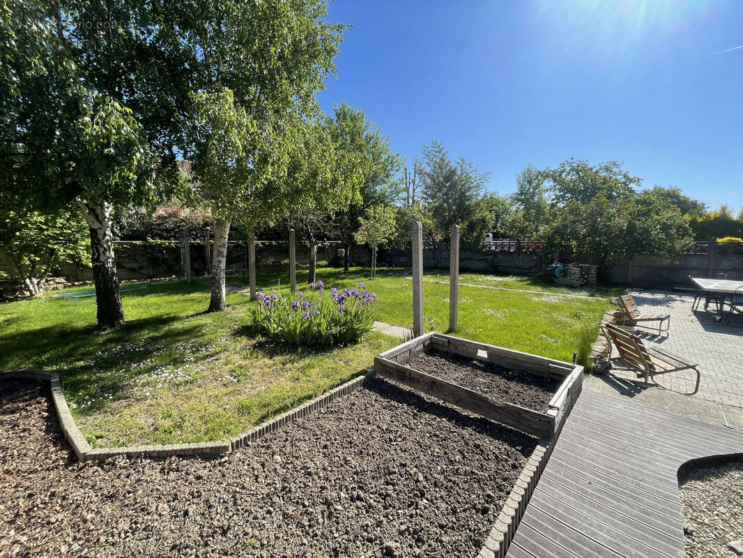 Maison à MAROLLES-EN-HUREPOIX