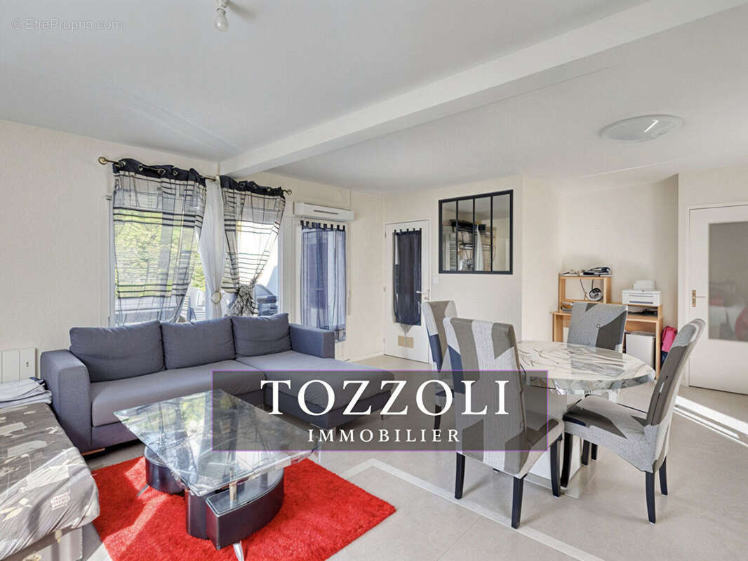 Appartement à VILLEFONTAINE