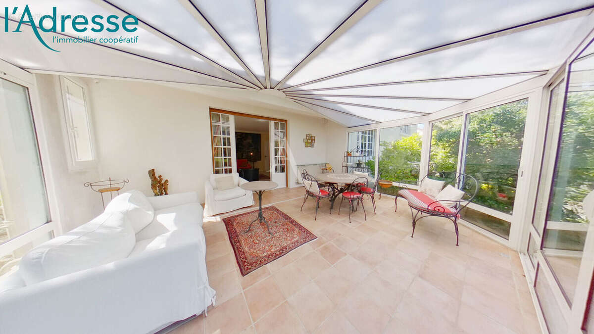 Maison à CHAMPS-SUR-MARNE