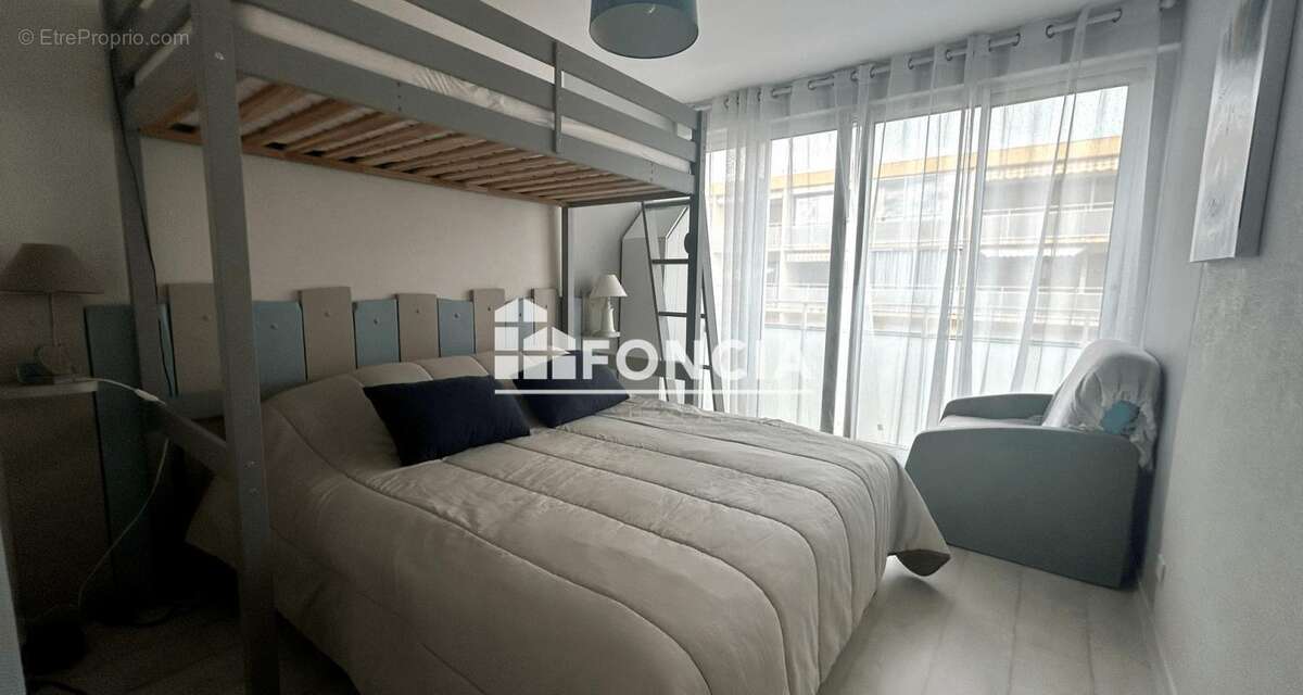 Appartement à LES ADRETS-DE-L&#039;ESTEREL