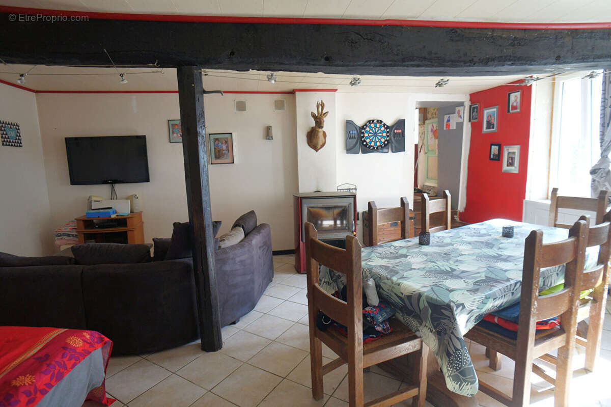 Maison à MERRY-SEC