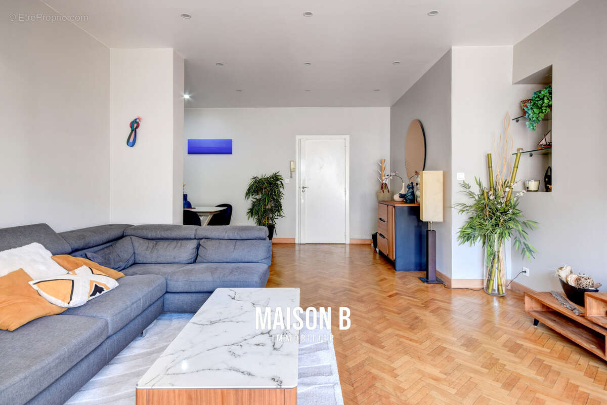 Appartement à MARSEILLE-8E