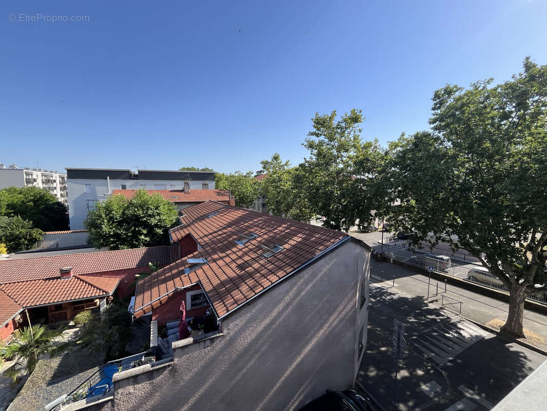 Appartement à VAULX-EN-VELIN