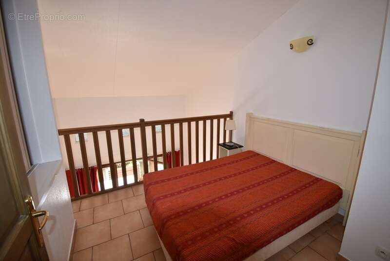 Appartement à BARJAC