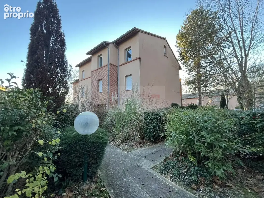 Saint-jean t4 duplex dernier etage + balcon + parking - photo 10