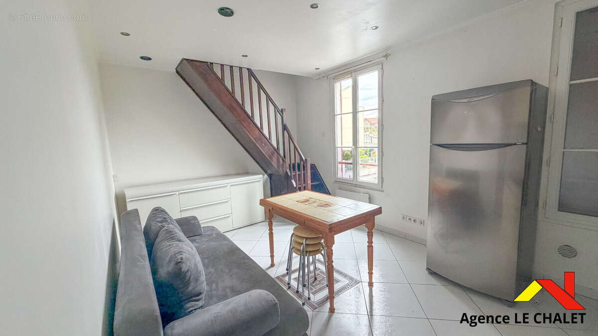 Appartement à VILLENEUVE-LE-ROI