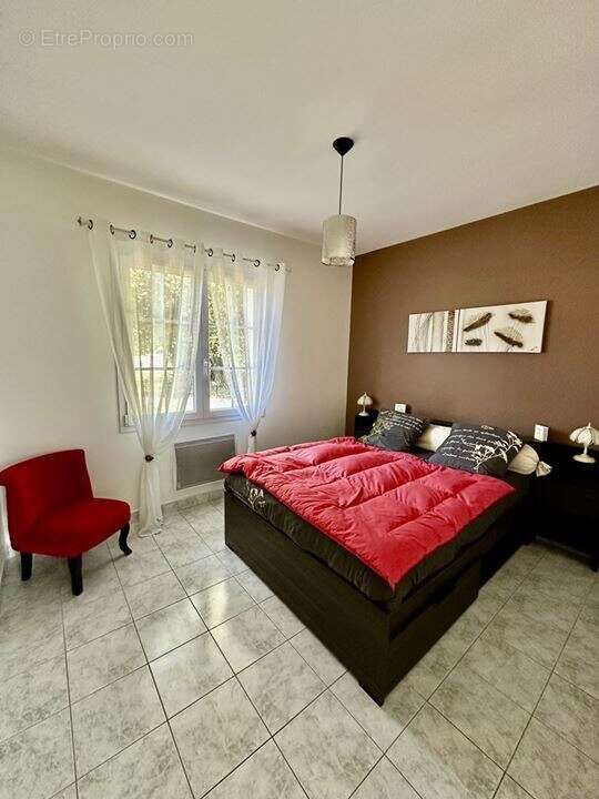 Maison 128 m² à Soulac-Sur-Mer  - photo 4