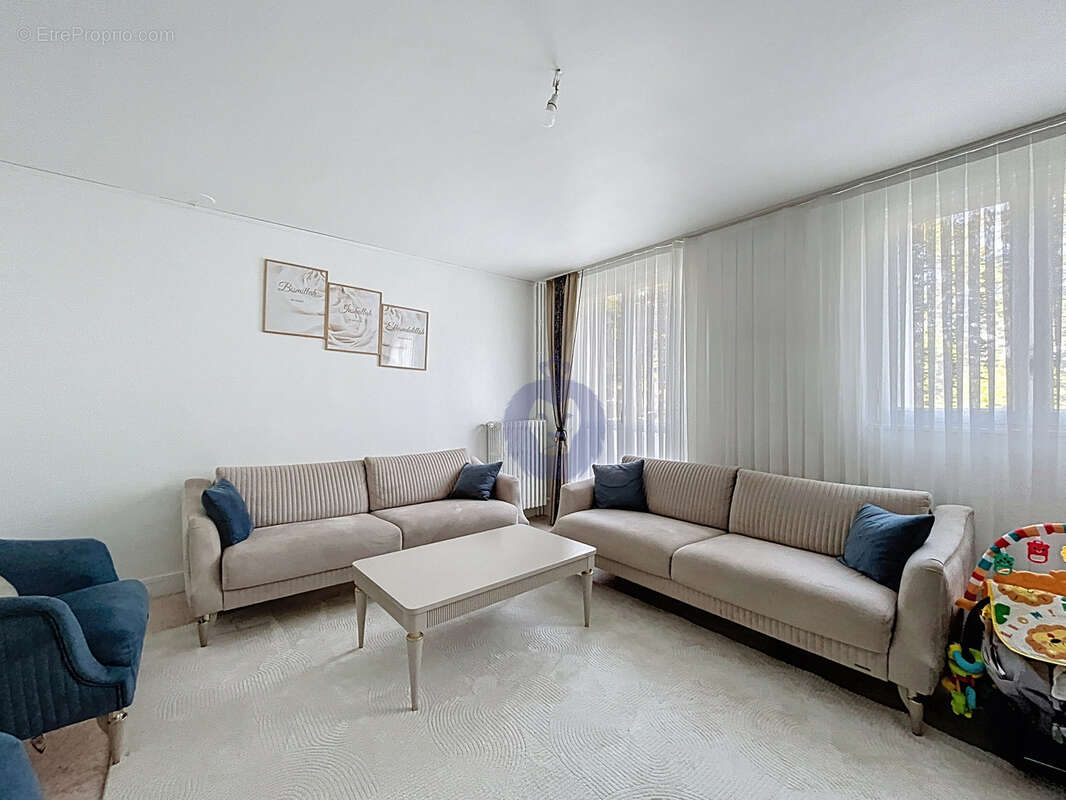 Appartement à MELUN