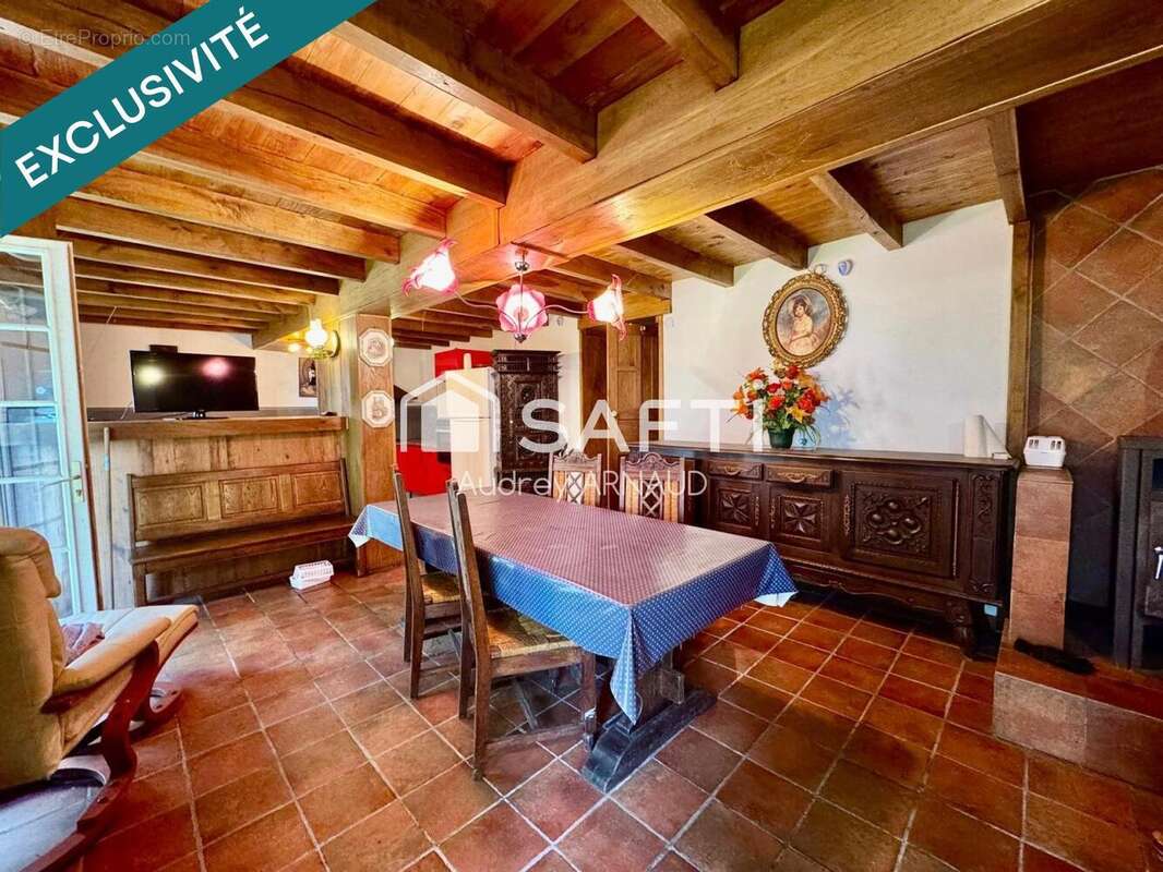 Maison 155 m² à Charensat  - photo 4