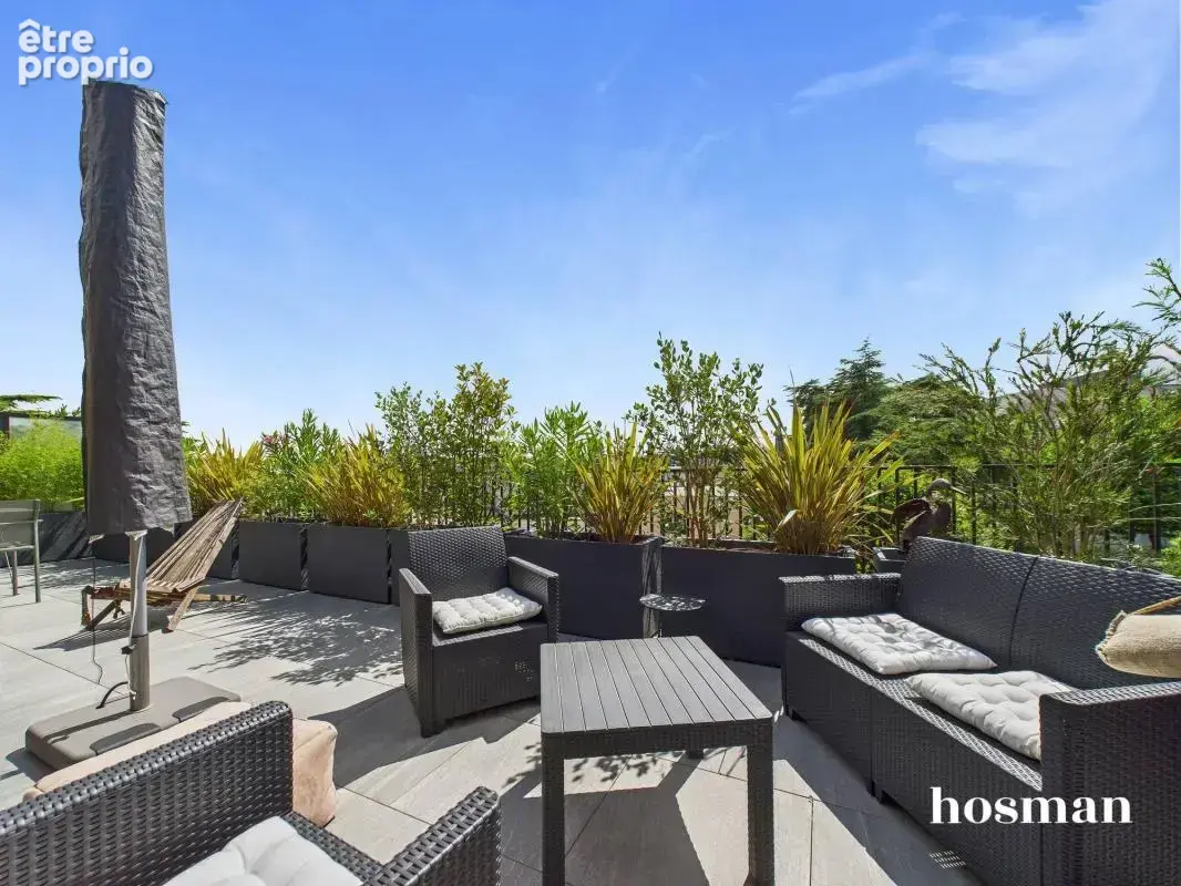 Superbe duplex T3 de 89,83 m2 (103,96 m2 au sol) avec terrasse de 37 m2 - place de parking - Quartier Saint-Donatien à Nantes - photo 9