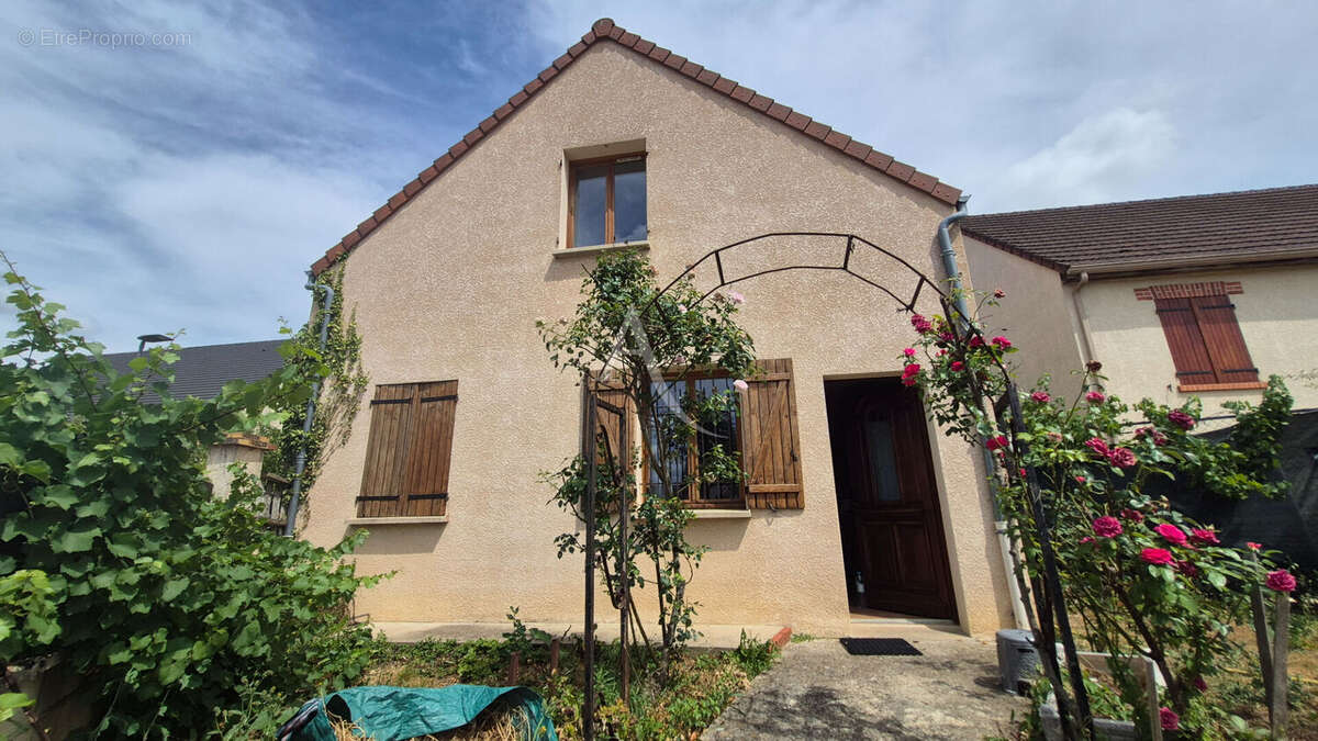 Maison à AUXERRE