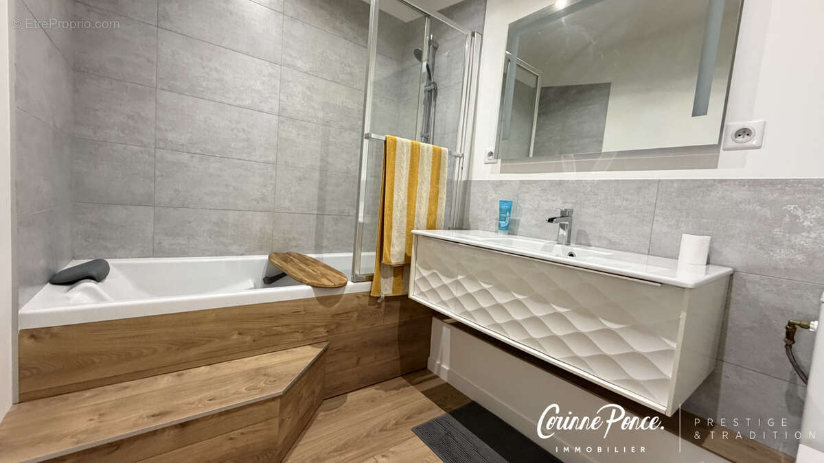 Nimes centre quartier residentiel appartement/maison de ville 135 m2 loi carrez 200 m2 habitables garage terra - photo 17