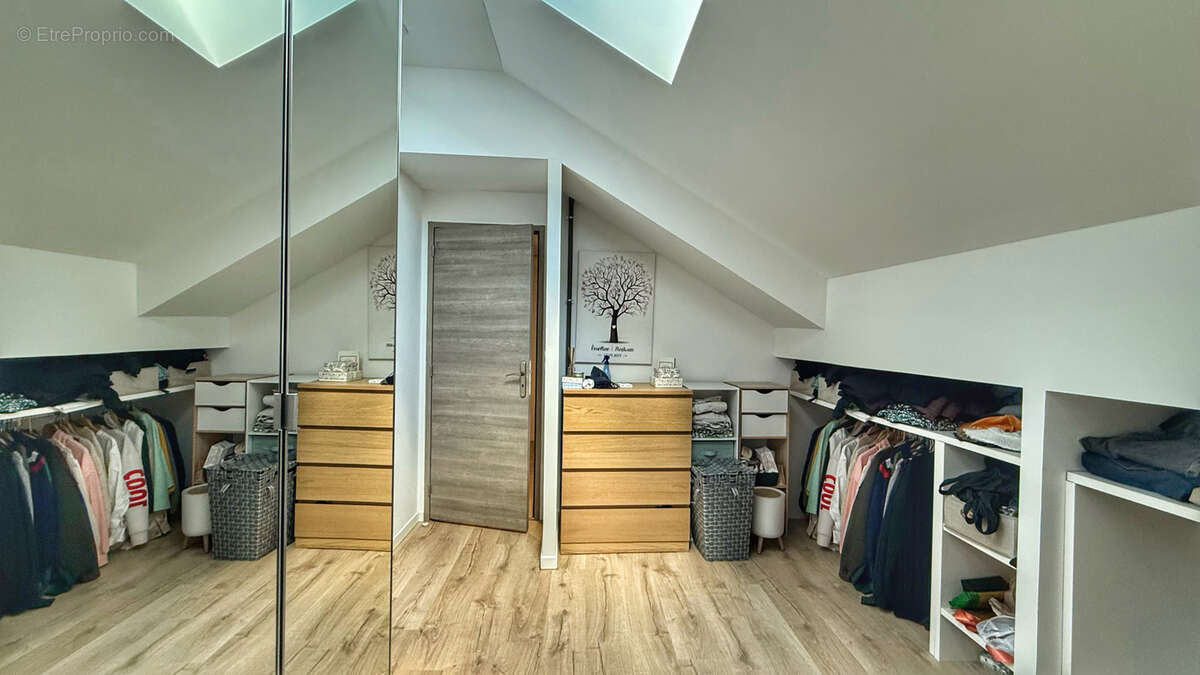 Appartement à RENAGE