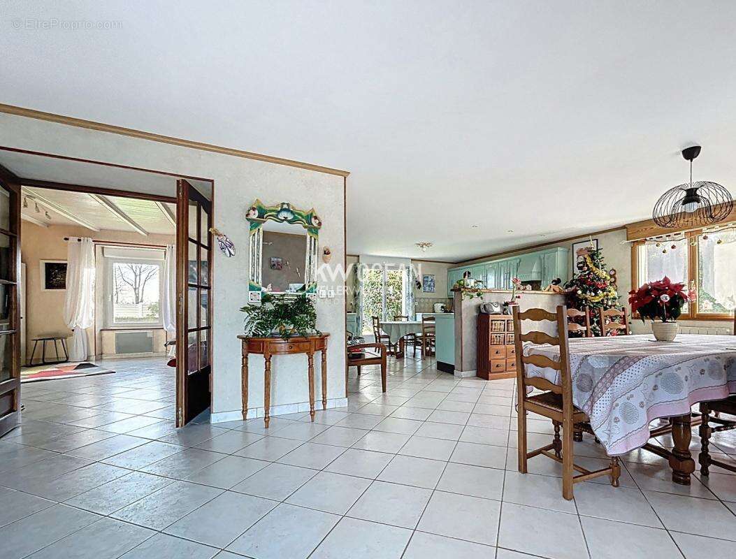 Maison à BEUZEC-CAP-SIZUN