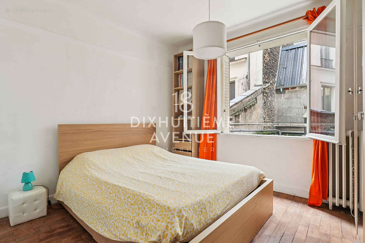 Appartement à PARIS-18E