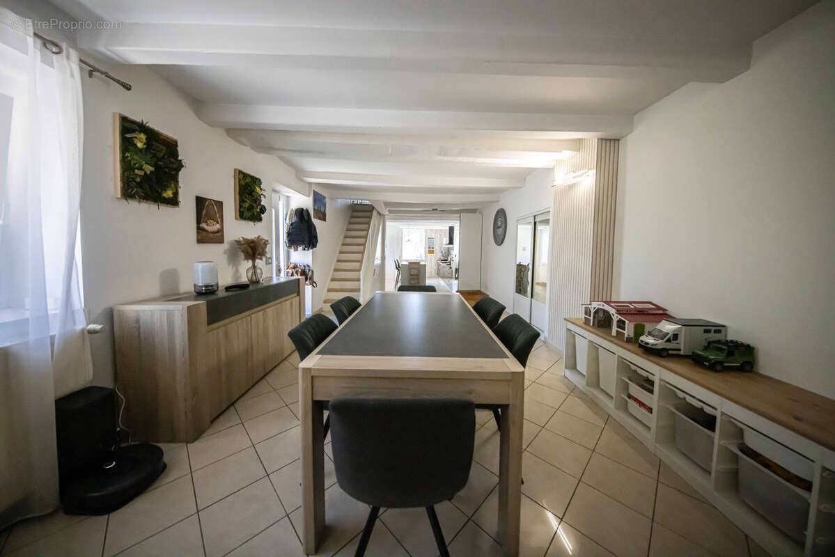 Maison à CHAUDENEY-SUR-MOSELLE