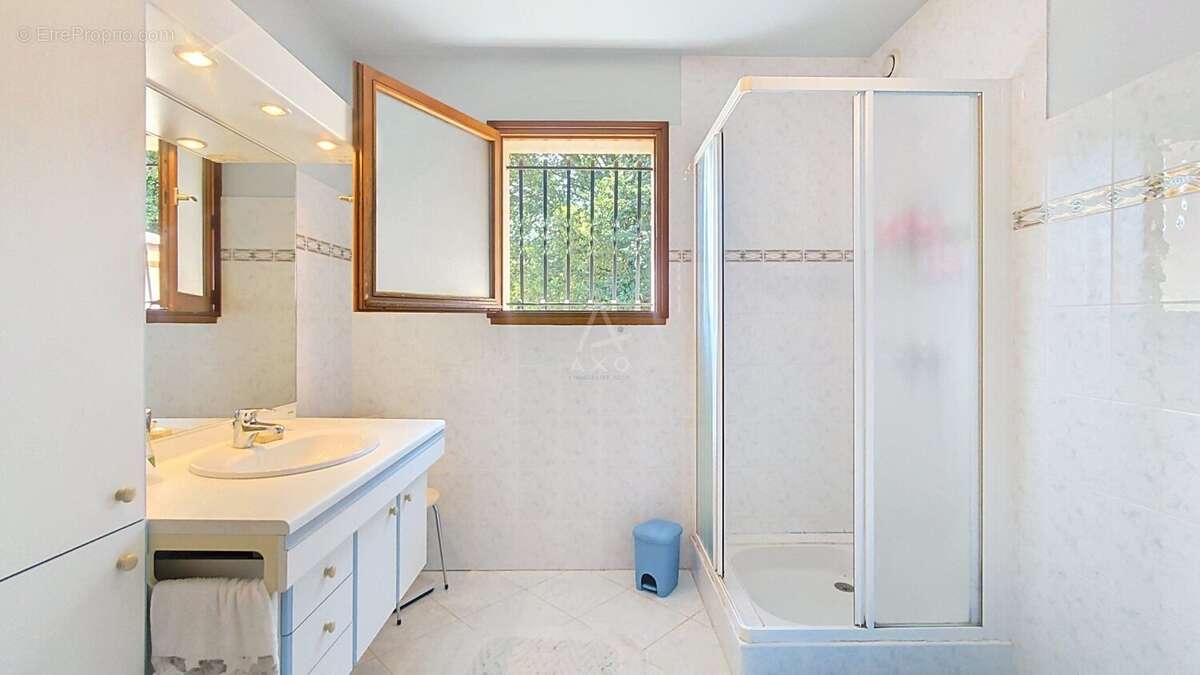 Magnifique maison de 180m2 sur la commune de BERNOS BEAULAC - photo 12
