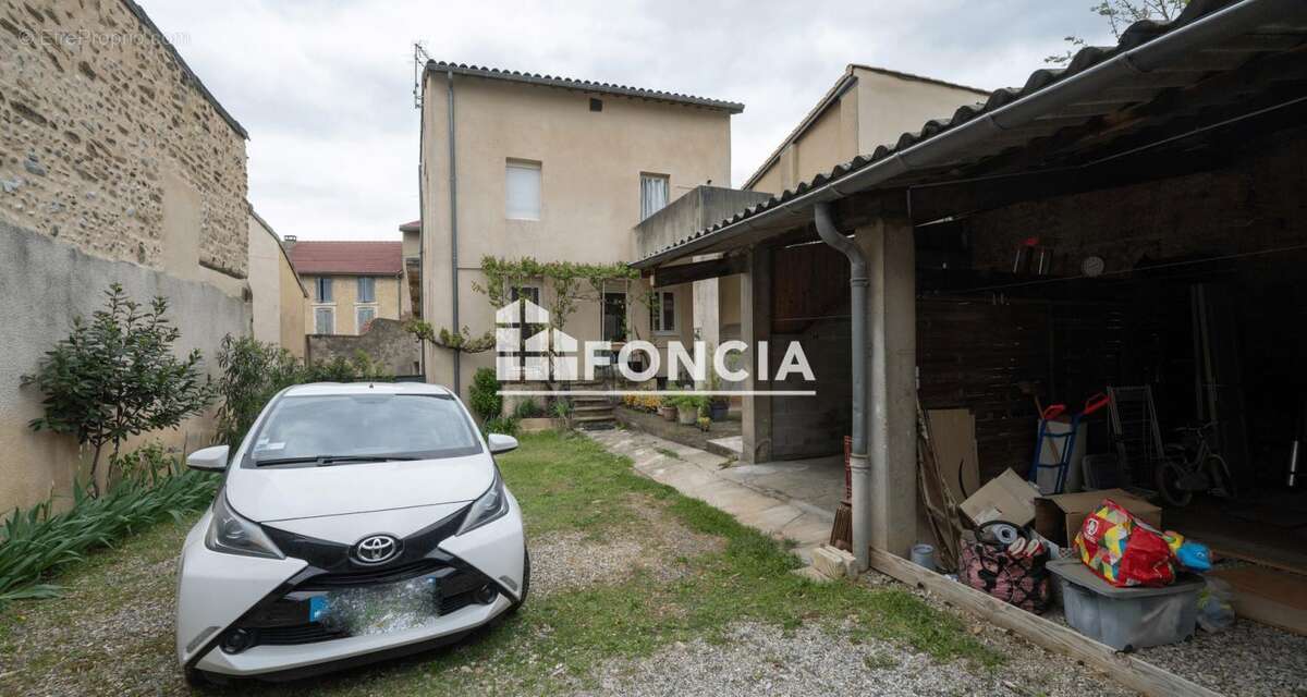 Appartement à BOURG-DE-PEAGE