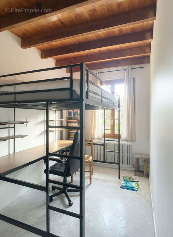 Maison à MONTENEUF
