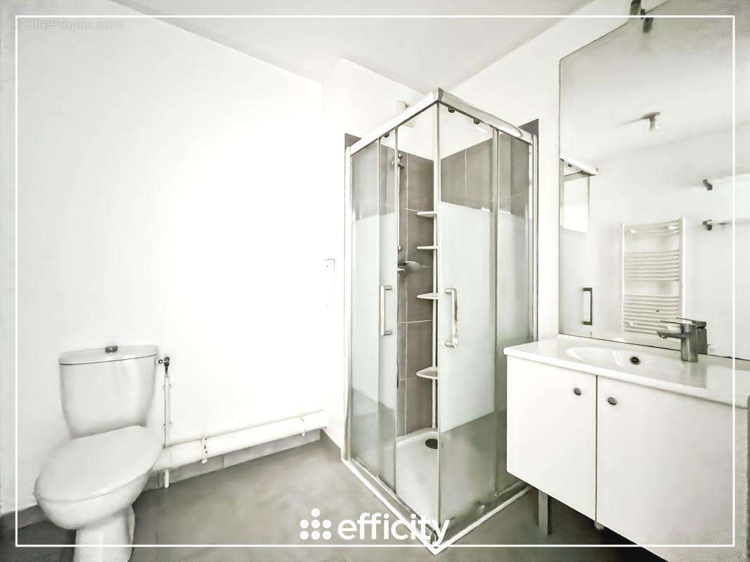 Appartement à POMPONNE