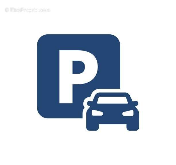 Parking à COUZEIX
