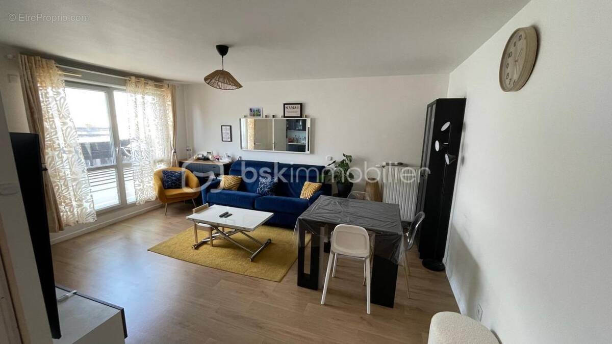 Appartement à CHOISY-LE-ROI